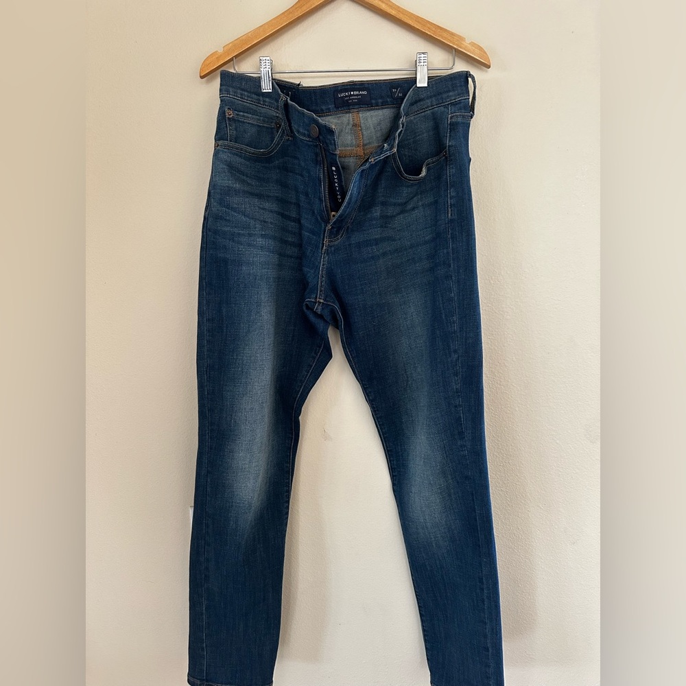 Lucky Brand 411 33x32